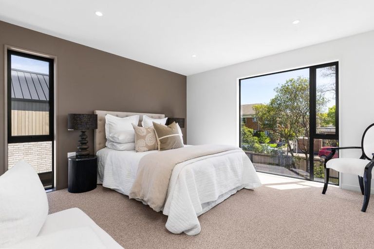 Photo of property in 1c Taunton Green, Papanui, Christchurch, 8052