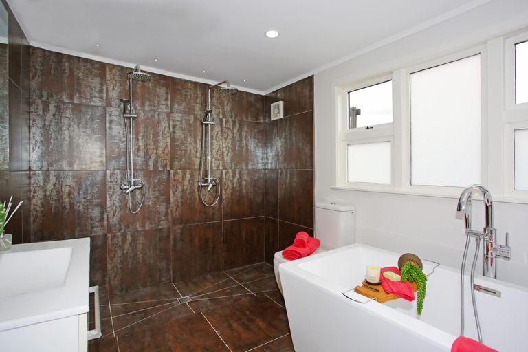 Photo of property in 112b Helvetia Road, Pukekohe, 2120