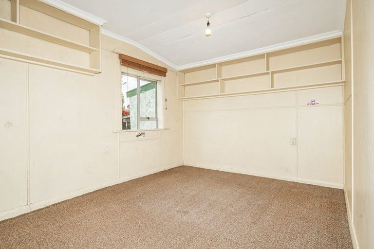 Photo of property in 10 Burns Street, Milton, 9220