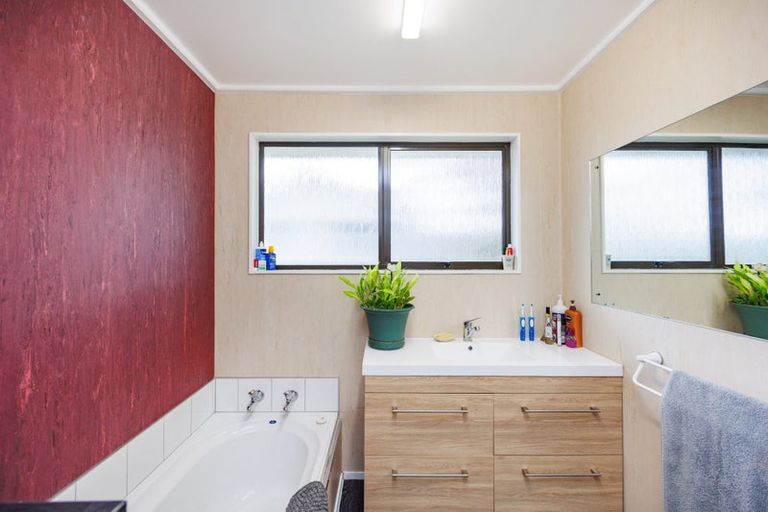 Photo of property in 64 Worcester Street, Ashhurst, 4810