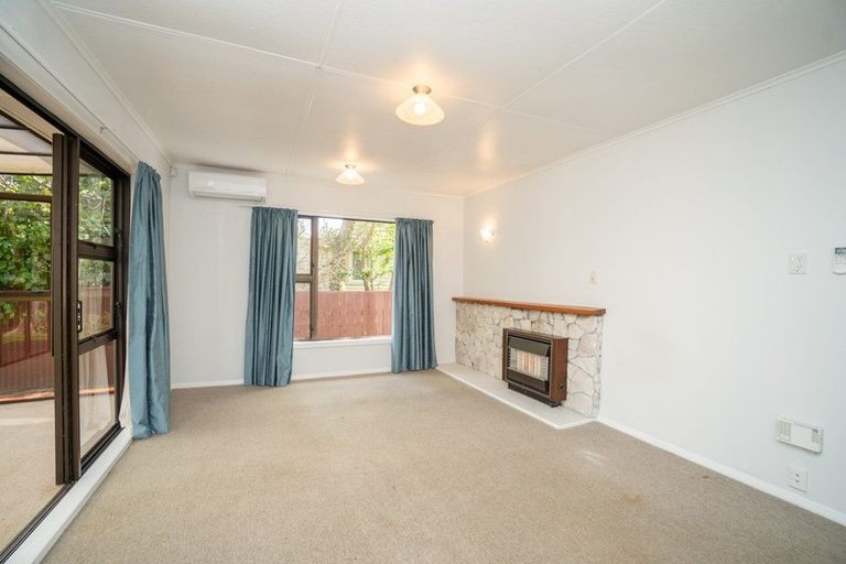 Photo of property in 12 Rochester Street, Awapuni, Palmerston North, 4412