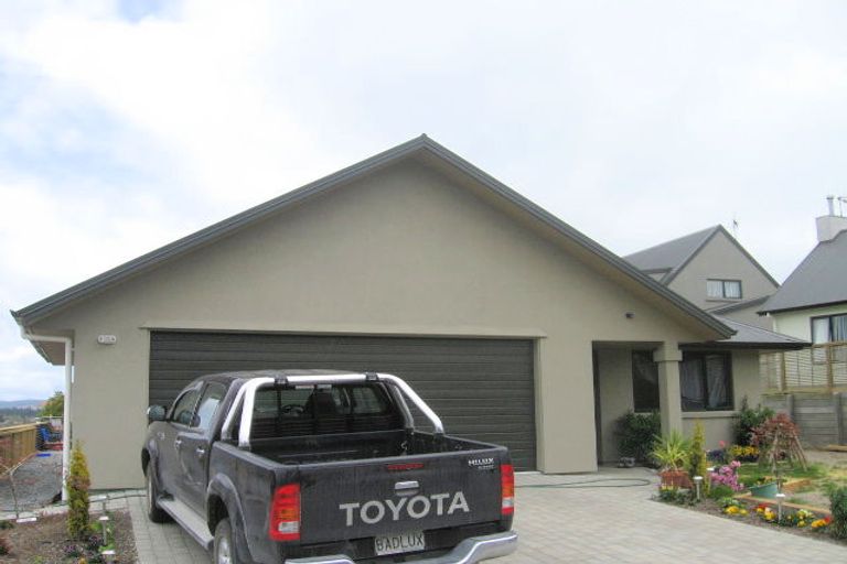 Photo of property in 5 Kips Way, Rangatira Park, Taupo, 3330