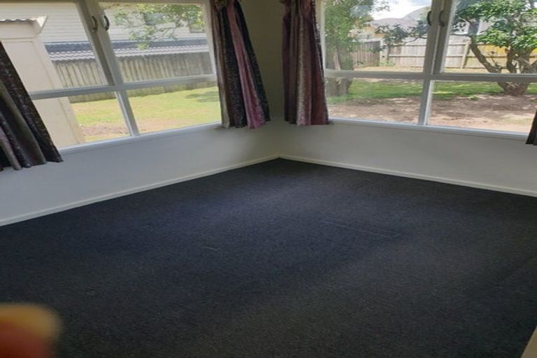 Photo of property in 44 Landon Avenue, Mangere East, Auckland, 2024