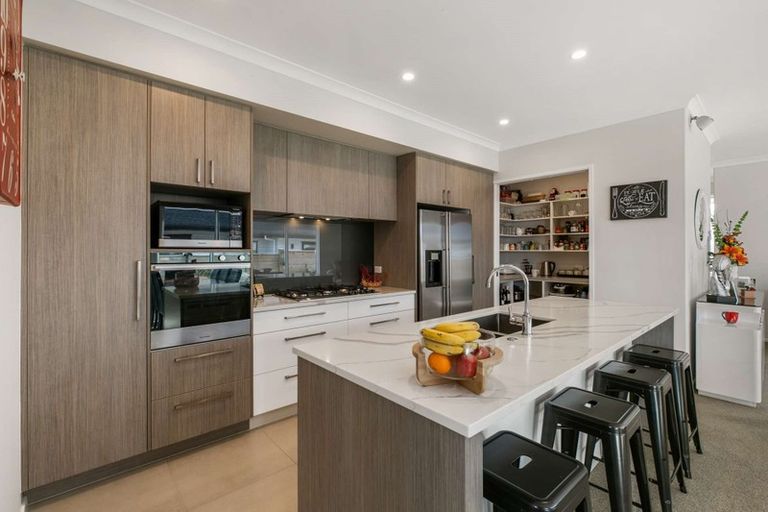 Photo of property in 24 Manuel Road, Silverdale, 0932