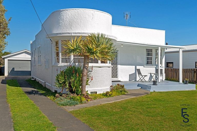Photo of property in 18 James Street, Mangapapa, Gisborne, 4010
