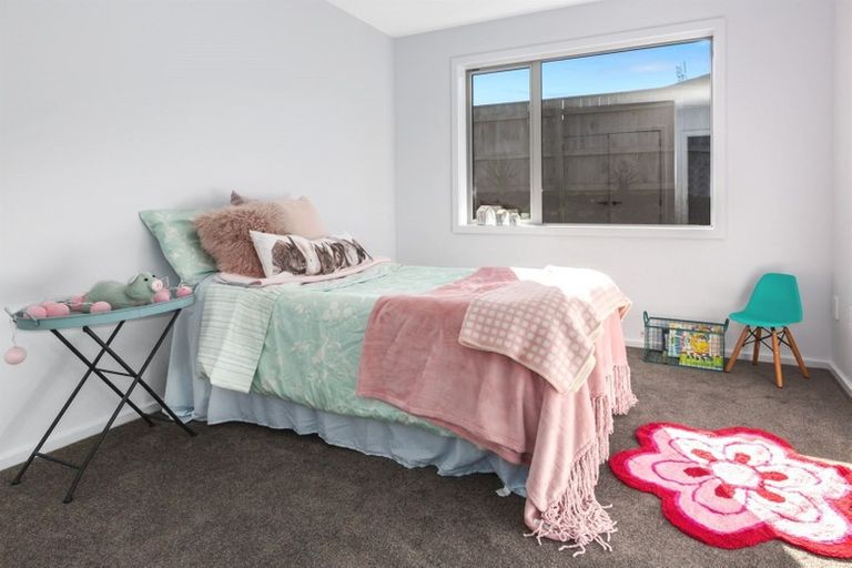 Photo of property in 156 Navigation Drive, Whitby, Porirua, 5024