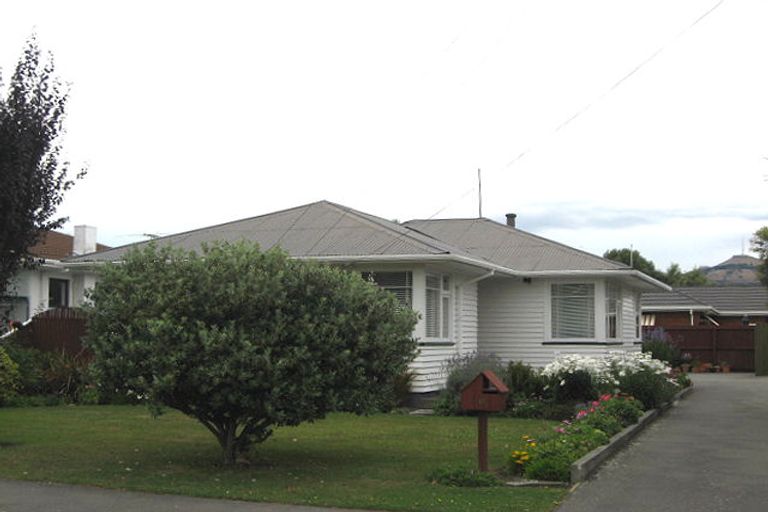 Photo of property in 15 Gainsborough Street, Hoon Hay, Christchurch, 8025