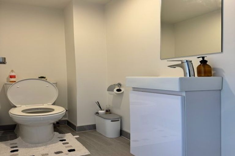 Photo of property in 11 Artistry Lane, Papakura, 2110