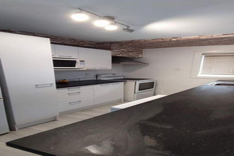 Photo of property in 4 Mills Road, Brooklyn, Wellington, 6021