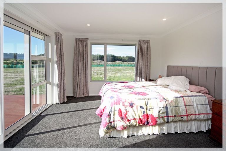 Photo of property in 15 Carex Grove, Foxton Beach, Foxton, 4815