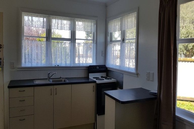 Photo of property in 38 Thatcher Street, Castlecliff, Whanganui, 4501