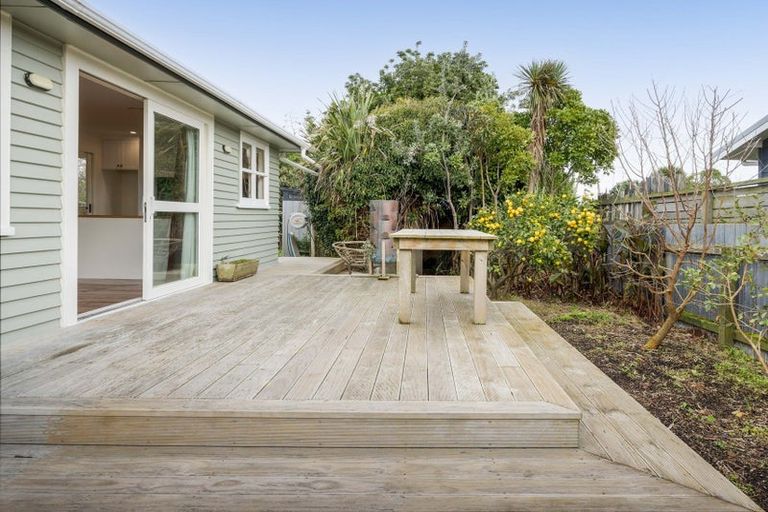 Photo of property in 5 Kepa Street, Ohawe, Hawera, 4671