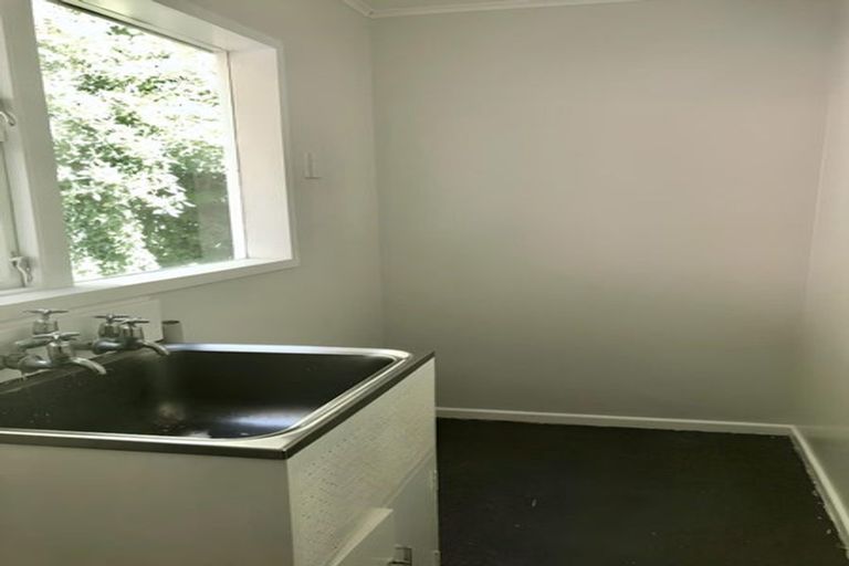 Photo of property in 126 Middleton Road, Churton Park, Wellington, 6037