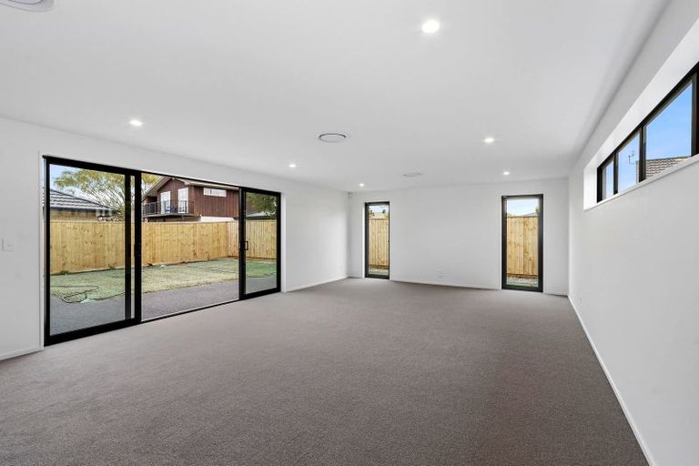 Photo of property in 2 Half Pint Lane, Halswell, Christchurch, 8025