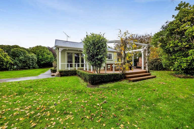 Photo of property in 197 Waihi Road, Hawera, 4610