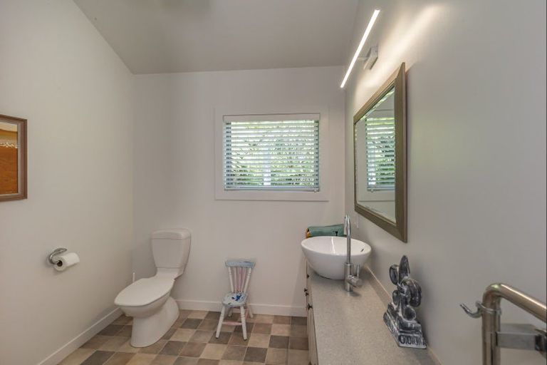 Photo of property in 803 Gladstone Road, Levin, 5571