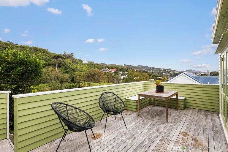 Photo of property in 60 Allington Road, Karori, Wellington, 6012
