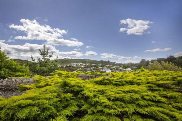 Photo of property in 86 Leeward Drive, Whitby, Porirua, 5024