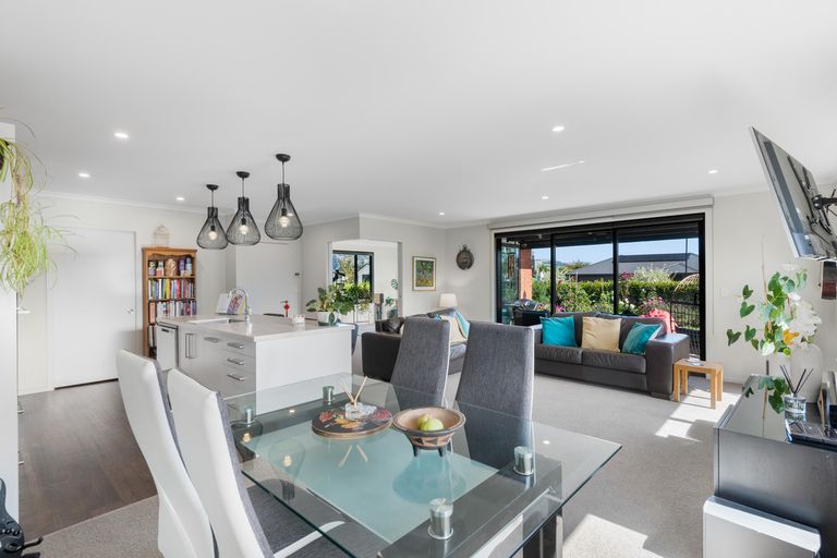 Photo of property in 1 Carrick Place, Mosgiel, 9024