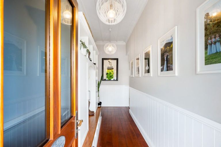 Photo of property in 13 Auckland Road, Greenmeadows, Napier, 4112