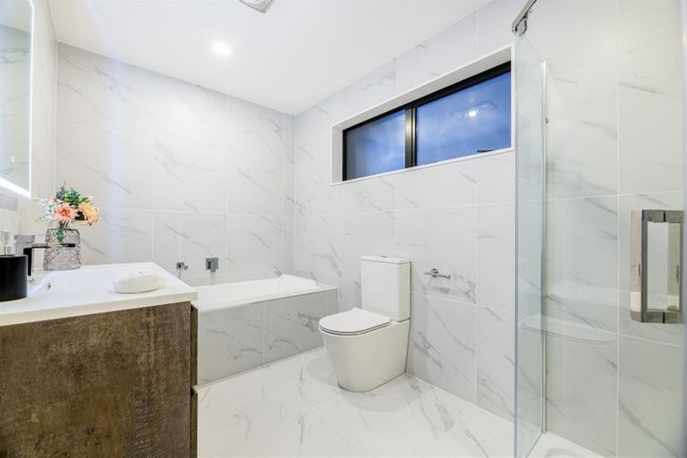 Photo of property in 18 Kano Way, Hobsonville, Auckland, 0616