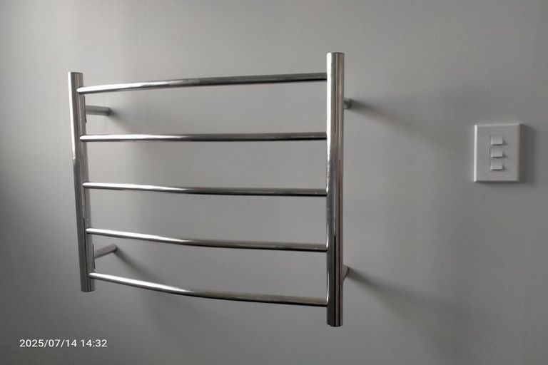 Photo of property in 4 Durham Crescent, Fairfield, Lower Hutt, 5011