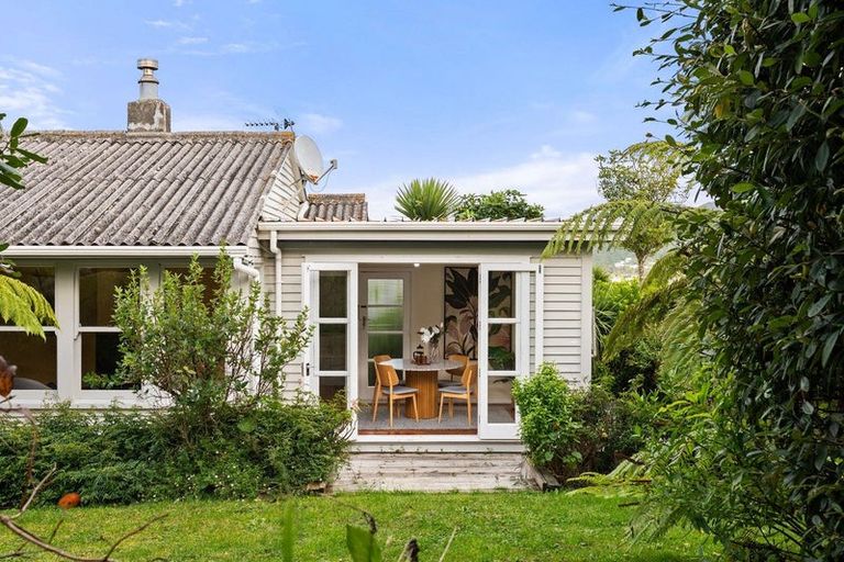 Photo of property in 39 Victory Avenue, Karori, Wellington, 6012