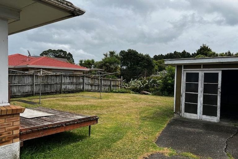 Photo of property in 2/3 Ocean View Road, Hillcrest, Auckland, 0627