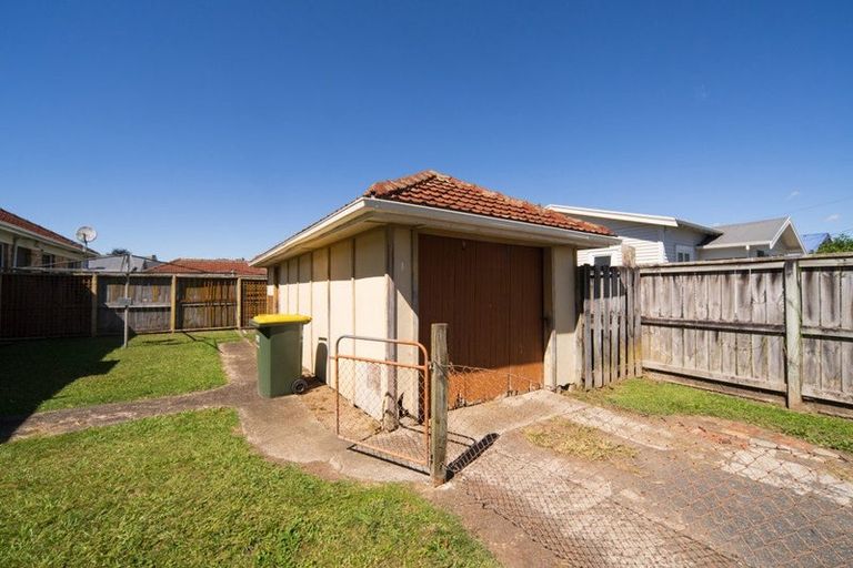 Photo of property in 75 Galloway Street, Hamilton East, Hamilton, 3216