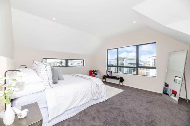 Photo of property in 18 Myland Drive, Hobsonville, Auckland, 0616