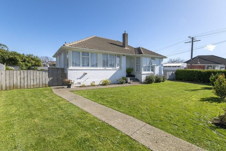 Photo of property in 4 Mahoe Street, Levin, 5510