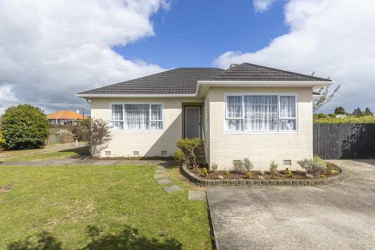Photo of property in 55 Wrantage Street, Westown, New Plymouth, 4310