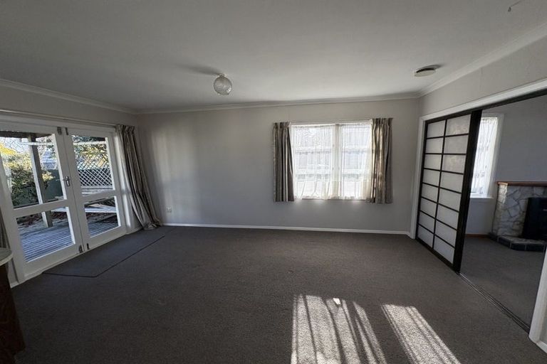 Photo of property in 21 Freyberg Street, Levin, 5510