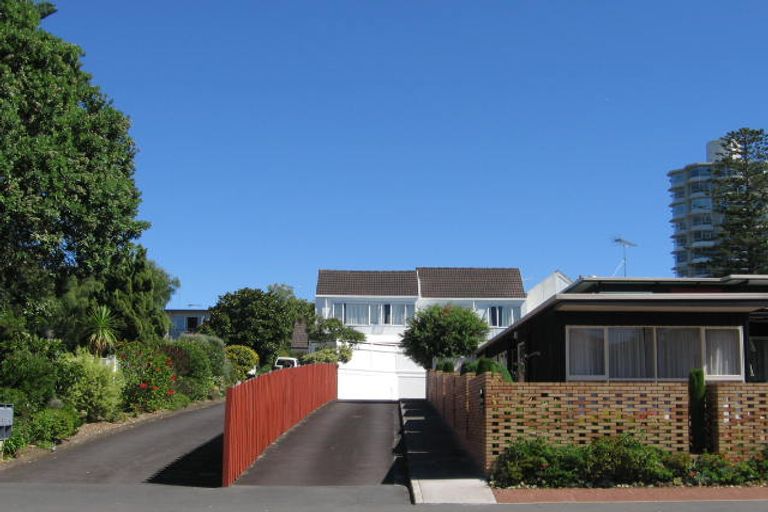 Photo of property in 2/78 Kitchener Road, Milford, Auckland, 0620