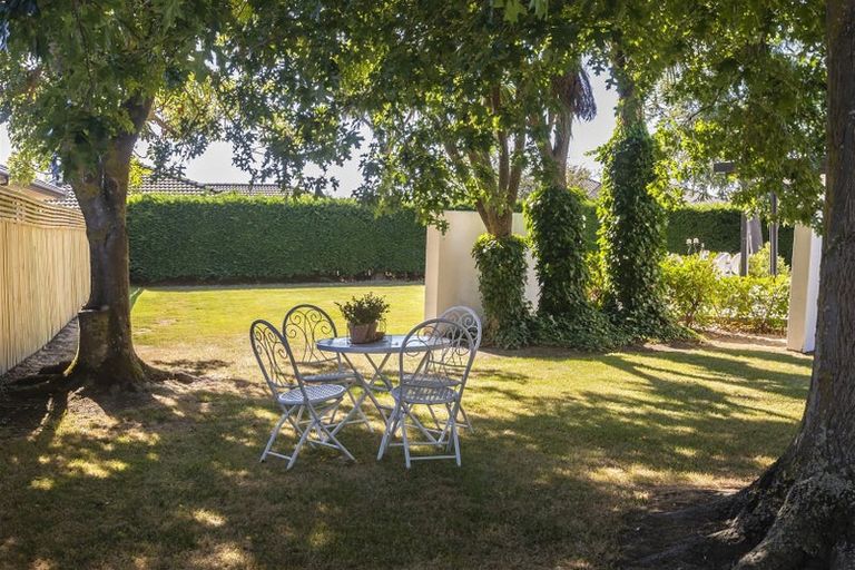 Photo of property in 48 Pentecost Road, Rangiora, 7400