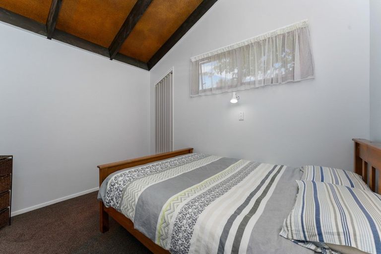 Photo of property in 10 Latitude Close, Whitby, Porirua, 5024