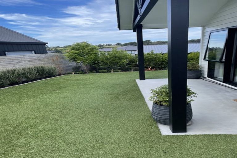 Photo of property in 5 Drovers Way, Riverhead, 0820