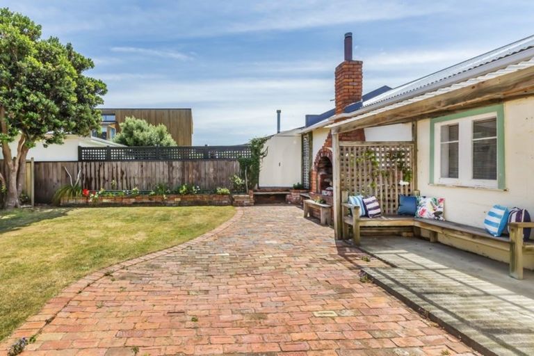 Photo of property in 51 Dundas Street, Seatoun, Wellington, 6022