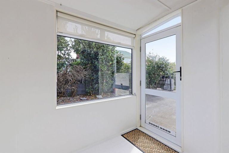 Photo of property in 2/69 Meeanee Road, Taradale, Napier, 4112