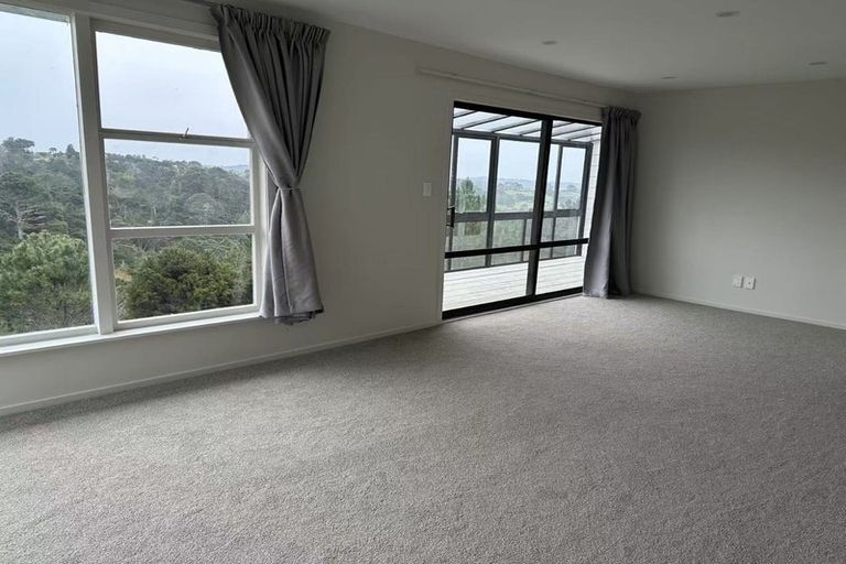 Photo of property in 981 East Coast Road, Redvale, Auckland, 0794