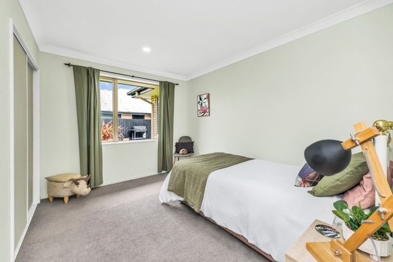 Photo of property in 58 Dryden Avenue, Rolleston, 7614