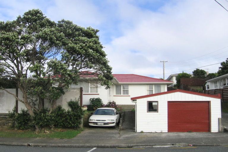 Photo of property in 31 Mark Avenue, Paparangi, Wellington, 6037