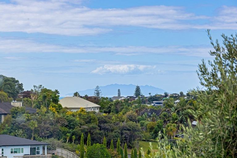 Photo of property in 15 Javelin Close, Gulf Harbour, Whangaparaoa, 0930