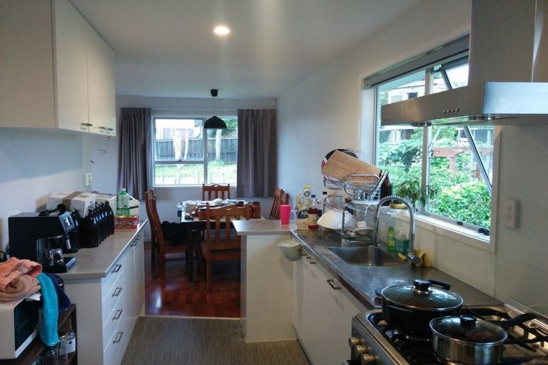 Photo of property in 2/25 Moire Road, Massey, Auckland, 0614
