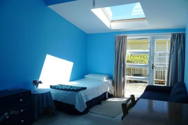 Photo of property in 29 Karepa Street, Brooklyn, Wellington, 6021