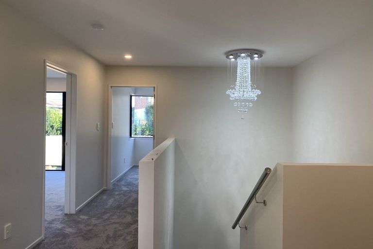 Photo of property in 17 Paina Crescent, Massey, Auckland, 0614