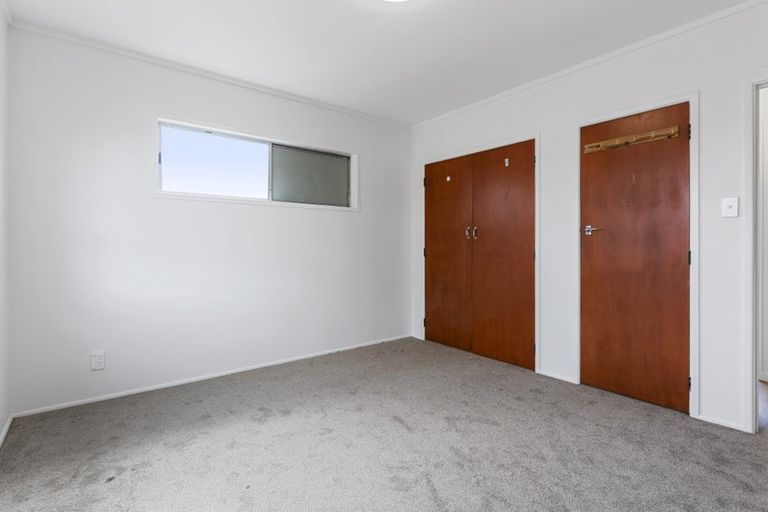 Photo of property in 32 Idlewild Avenue, Mangere, Auckland, 2022