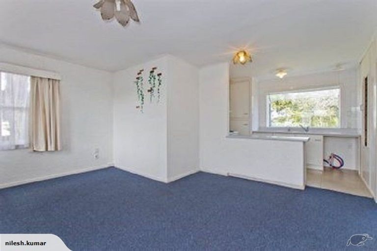 Photo of property in 2/16 Parker Avenue, New Lynn, Auckland, 0600