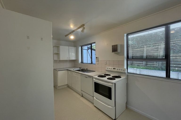 Photo of property in 11/75u Delhi Crescent, Khandallah, Wellington, 6035