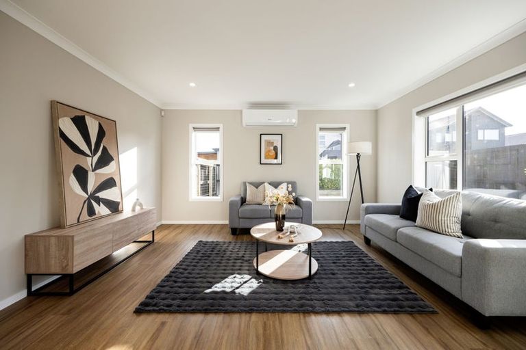 Photo of property in 8 Lavinias Way, Chartwell, Hamilton, 3210